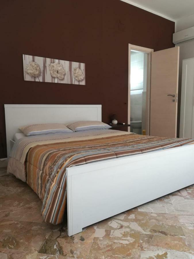 Le Stanze Di Irma Apartment Palermo Exterior photo